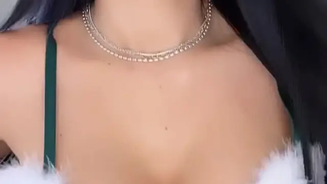 Cute Mikaela Testa teases you in new outfit!