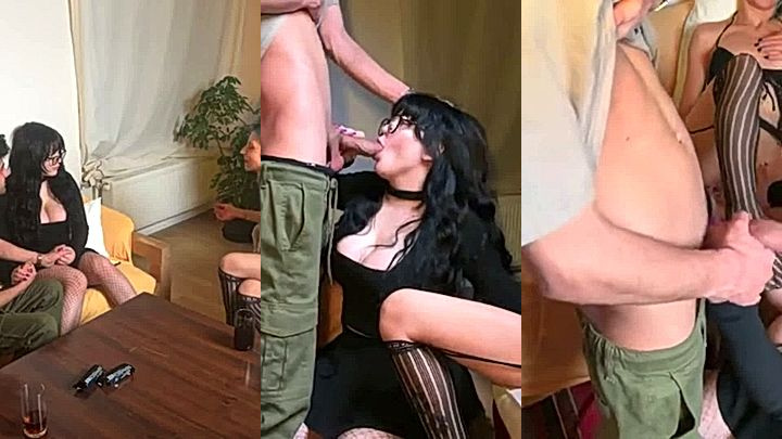 Lucky guy gets his dick sucked by 2 sluts! Acnoctem leaked