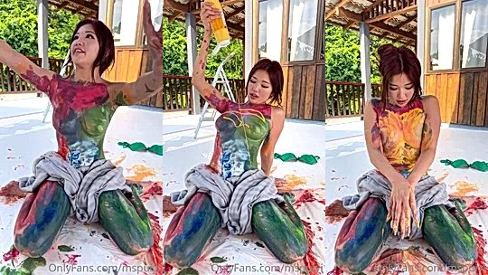 Mspuiyi painting with her body