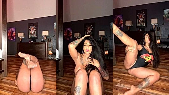 Nina Mercedez twerking her fit booty in the dark