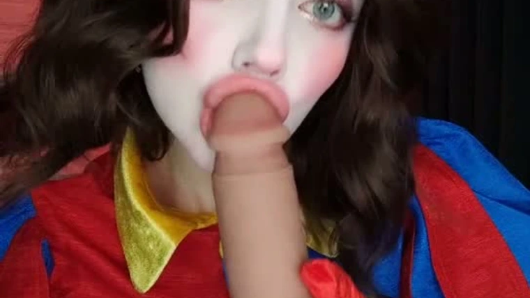 Aldorachan popping balloons as a clown!