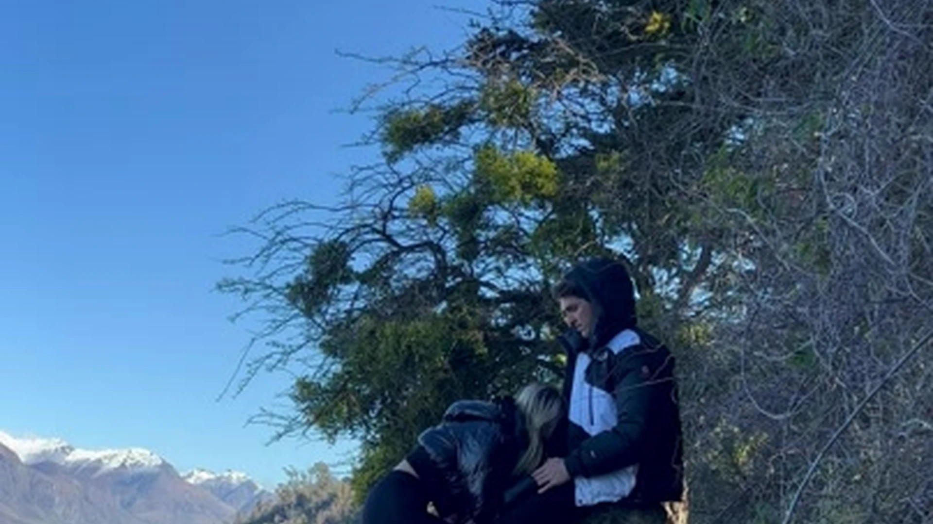 Beautiful girl Tahlia Hall sucking cock up in the mountains! DankFap