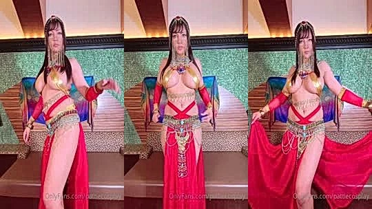 PattieCosplay shaking her big booty in indian sari