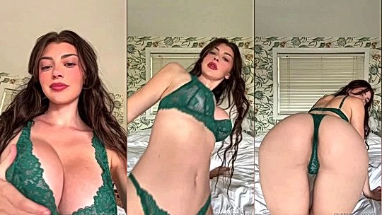 sexy slut Queenpussybossv teasing in her green lingerie