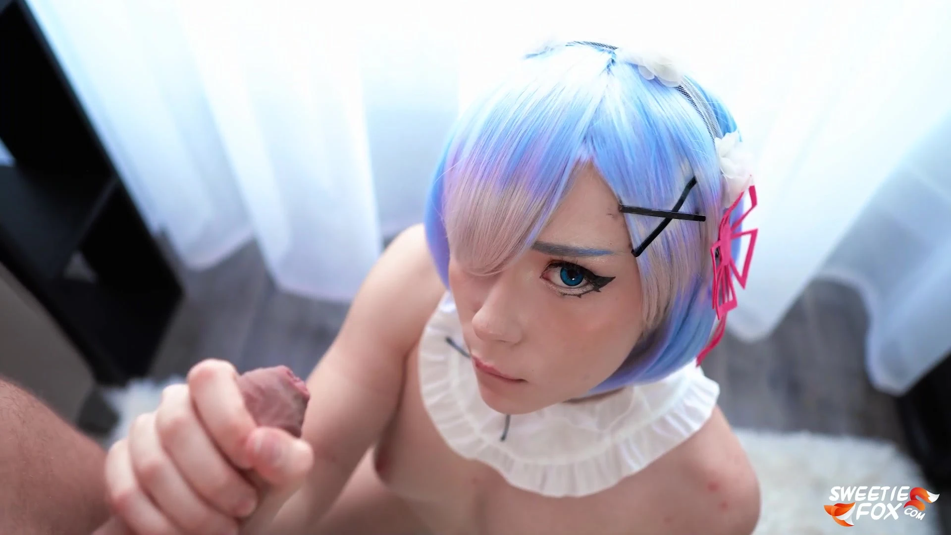 Sexy babe Sweetie Fox sucking cock as maid rem
